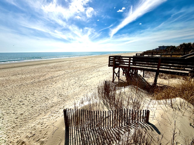 wide expanse of litchfield beach